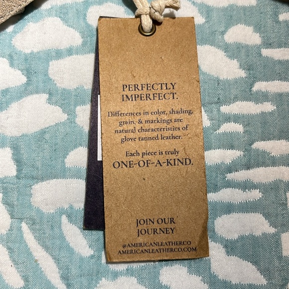 NWT AMERICAN LEATHER CO. CROSSBODY PURSE - Picture 14 of 15